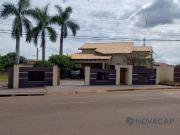 Casa com 3 Quartos e 4 banheiros à Venda, 225 m² por R$...