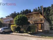 Casa com 3 Quartos e 4 banheiros à Venda, 300 m² por R$...