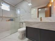 Casa com 3 Quartos e 4 banheiros Ã Venda, 230 mÂ² por R$...