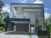 Casa com 3 Quartos e 5 banheiros à Venda, 220 m² por R$...