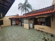 Casa com 3 quartos e churrasqueira em Itanhaém Casa com 3 quartos e churrasqueira em Itanhaém
