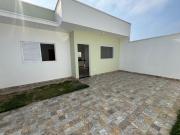 Casa com 3 quartos e espaço para piscina