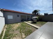 Casa com 3 quartos e espaço para piscina em Itanhaém