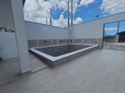 Casa com 3 quartos e piscina em Itanhaém