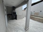 Casa com 3 quartos e piscina em Itanhaém