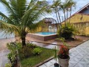 Casa com 3 quartos e piscina em Itanhaém R$ 450.000,00