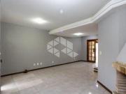 Casa com 3 quartos e piscina privativa para locação no...
