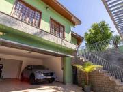 Casa com 3 quartos no Santa Cândida!