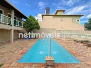 Casa com 3 Quartos no Santa Mônica 251m²