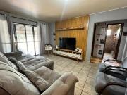 Casa com 3 quartos no Setor Santo Hilário Casa de Rua...