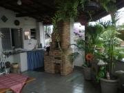 Casa com 3 Quartos para Venda, 156m², por R$ 650.000,00,...