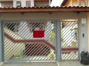 Casa com 3 Quartos para Venda, 231m², por R$ 750.000,00,...