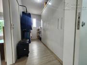 Casa com 3 quartos sendo 1 suÃte, closet e banheira...