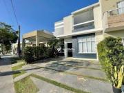 Casa com 3 quartos, sendo 1 suíte à venda, 145 m² por R$...