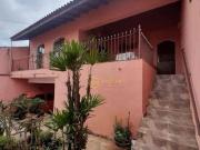 Casa com 3 quartos, sendo 1 suíte à venda, 178 m² por R$...