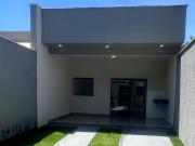 CASA COM 3 QUARTOS SENDO 1 SUÍTE Casa de Rua com 3...