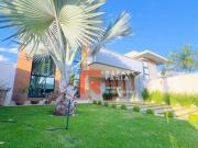 Casa com 3 quartos, sendo 3 suítes, à venda, por R$...