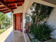 Casa com 3 quartos sendo 3 suites no Condomínio Villagio...