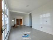 Casa com 3 quartos sendo um suíte e piscina