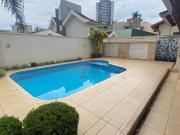 Casa com 3 quartos suíte à venda, 225 m2 por R$...