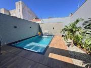 Casa com 3 quartos à venda, 152 m² por R$ 990.000 Vila...