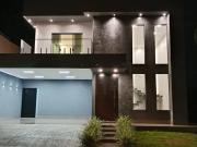 Casa com 3 quartos Ã venda, 257 mÂ² por R$ 1.400.000...