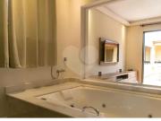 Casa com 3 quartos à venda ou para locação em Vila...