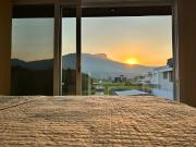 Casa com 3 suÃtes mobiliada e com piscina no Reserva da...