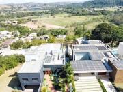 Casa com 3 Suítes no Condominio Porto Atibaia