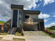 Casa com 3 Suítes à venda, 180 m² por R$ 1.450.000...