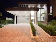 Casa com 3 suítes à venda, 206 m² por R$ 2.290.000 Swiss...