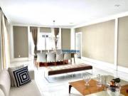 Casa com 3 Suítes à venda, 380 m² por R$ 5.990.000...