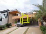 Casa com 3 suítes à venda, 413 m² por R$ 3.200.000...