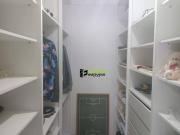 Casa com 3 Suítes à venda, 420 m² por R$ 2.700.000...