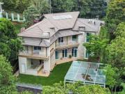 Casa com 3 suítes à venda, 550 m² por R$ 2.480.000...