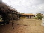 Casa com 3 suítes e área de lazer completa, por R$...