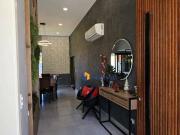 Casa com 3 suítes em condomínio à venda, 350 m² por R$...