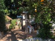 Casa com 3 suítes num terreno 22x44 em Niterói Canoas