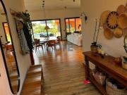 Casa com 3 suítes para venda na Granja Viana Vargem...