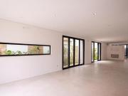Casa com 410 m², 5 quartos sendo 5 suítes à venda no...