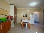 Casa com 427mÂ² de Ã¡rea construÃda, 4 dormitÃ³rios e 9...