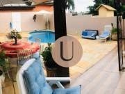 Casa com 4 dorm. 2 suites piscina, quintal e lareira na...