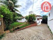 Casa com 4 dormitÃ³rios Ã venda, 442 mÂ² por R$...