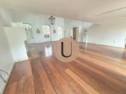 Casa com 4 dormitórios para alugar, 1000 m² por R$...