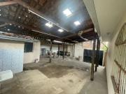 Casa com 4 dormitórios para alugar, 190 m² por R$...