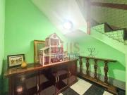 Casa com 4 dormitÃ³rios para alugar, 220 mÂ² por R$...