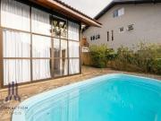 Casa com 4 dormitÃ³rios para alugar, 275 mÂ² por R$...