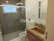 Casa com 4 dormitÃ³rios para alugar, 300 mÂ² por R$...