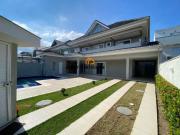 Casa com 4 dormitÃ³rios para alugar, 316 mÂ² por R$...