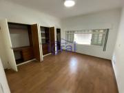 Casa com 4 dormitórios para alugar, 330 m² por R$...